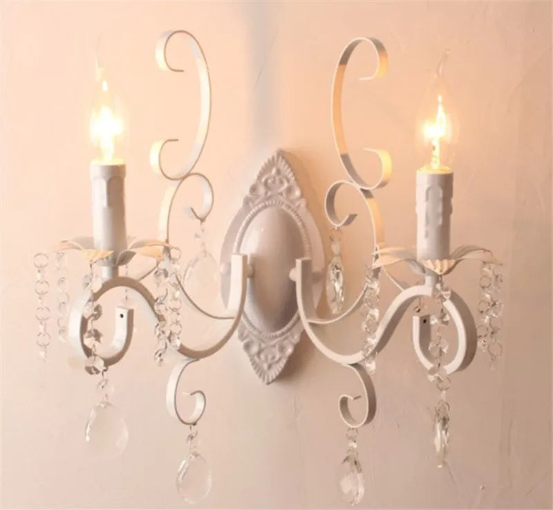 Applique murale baroque blanche modèle 1