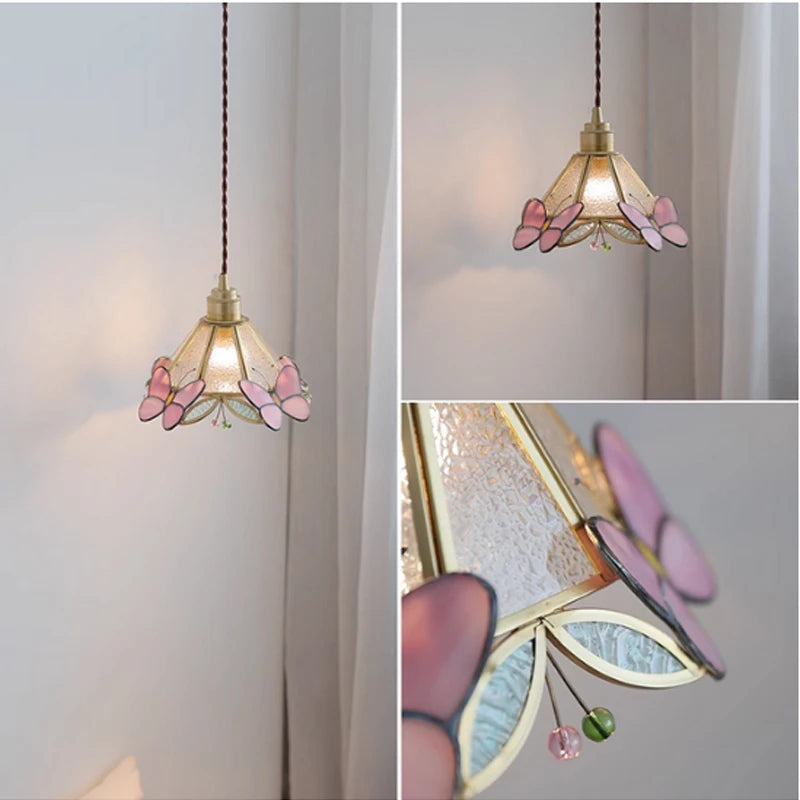 Applique murale en cuivre avec papillons